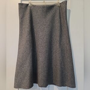 Ann Taylor Loft Women's  Meduim A-Line Grey Sweater Skirt Elastic Waistband
